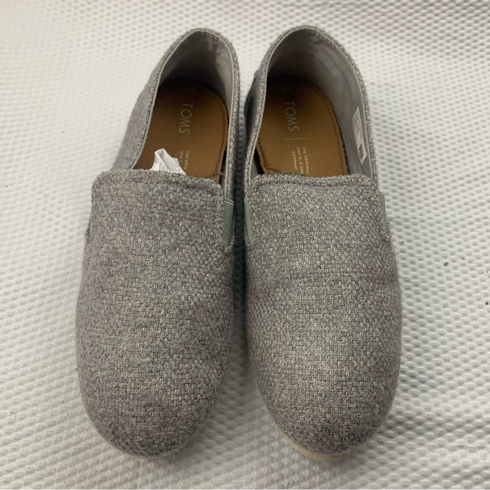Toms - Picture 7 of 14